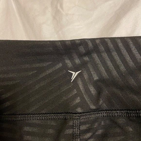 Old Navy Leggins w/ Faux Leathers Strips and Mesh - Picture 8 of 9